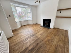 Lounge- click for photo gallery